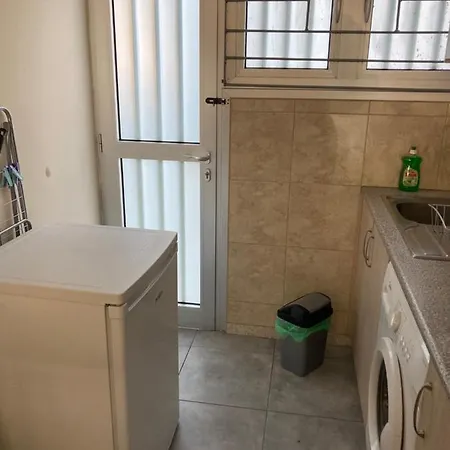 Newly Refurbished Big Studio, Less Than 100m To The Sea * Limassol