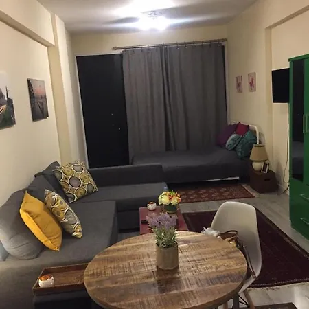 Newly Refurbished Big Studio, Less Than 100m To The Sea * Лимасол