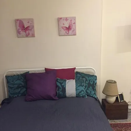 Newly Refurbished Big Studio, Less Than 100m To The Sea * Лимасол