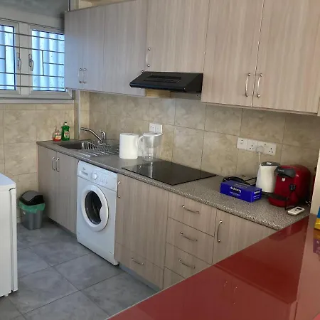 شقة Newly Refurbished Big Studio, Less Than 100m To The Sea